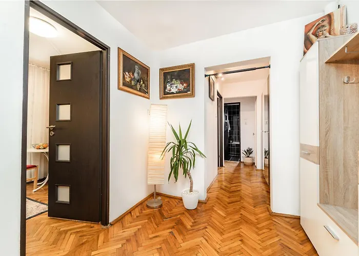 Cozy Artists - By Open House Apartament